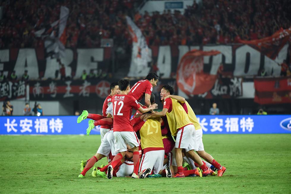 官方用球由 官方用球由