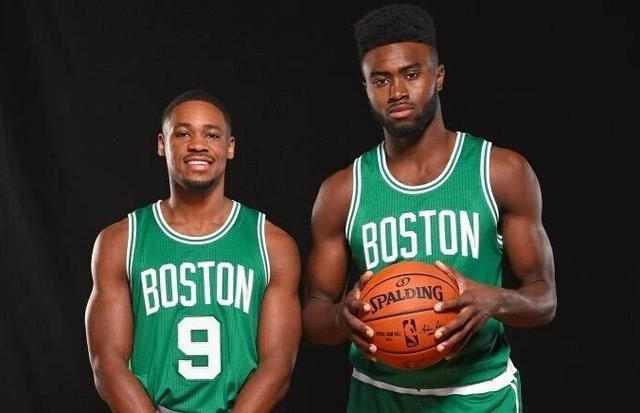 球并形成 球并形成