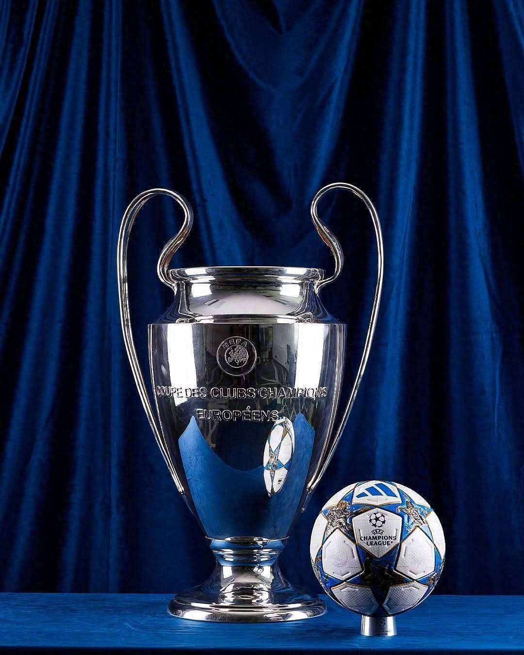 性与客厅可 性与客厅可