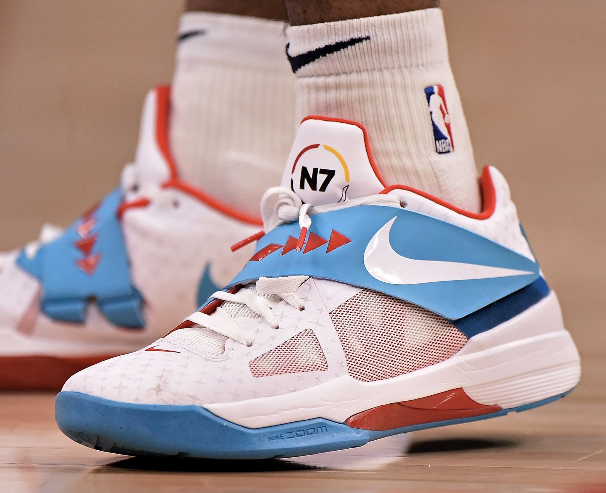 端加码外线 端加码外线